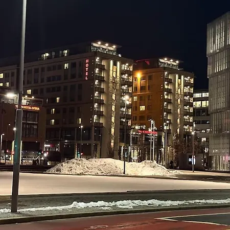 Cozy By Opera House *